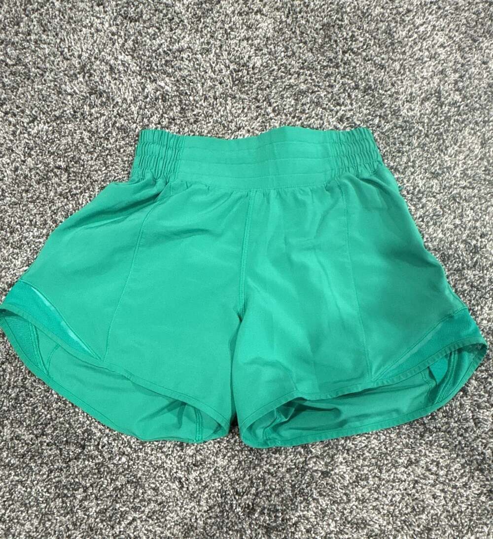 Lululemon Hotty Hot High-Rise Short Green Athletic